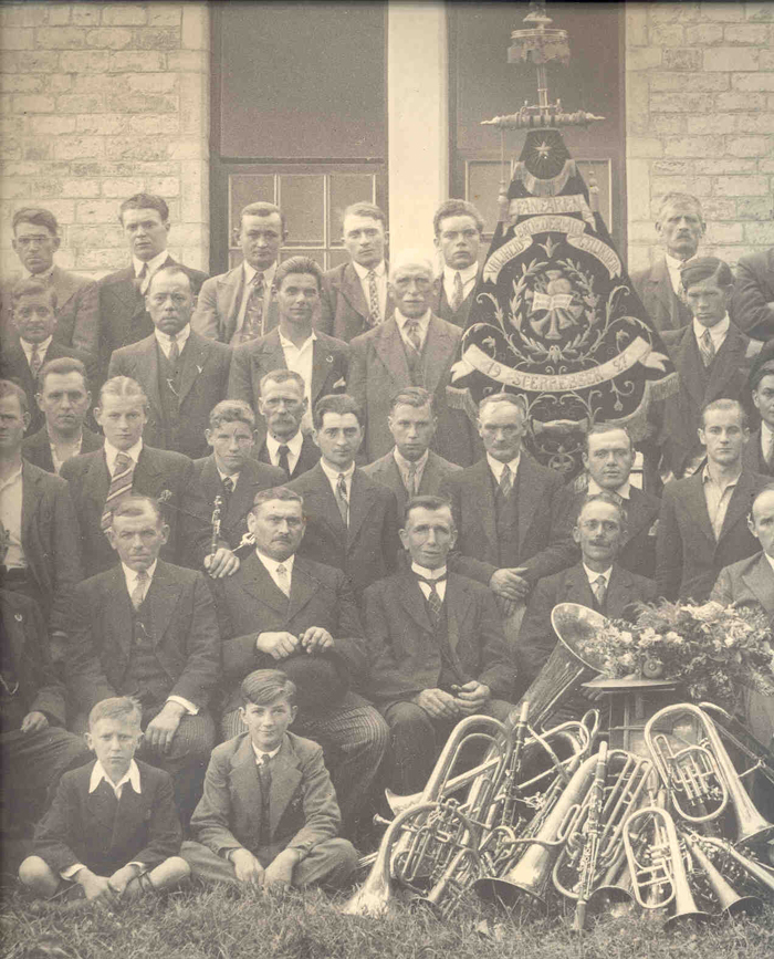 1935 - Koninklijke Fanfare Broedermin